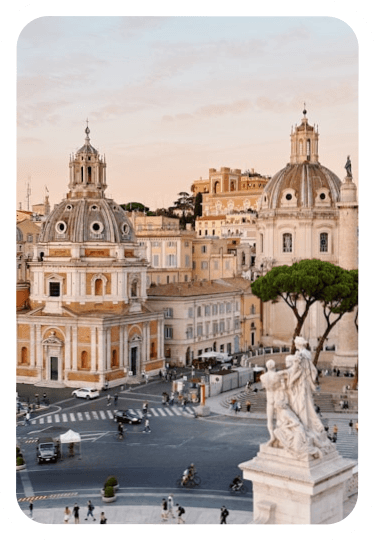 Scorcio del centro storico di Roma al tramonto